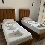 Ar Center דירה טיראנה