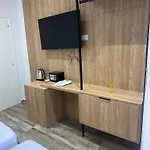Ar Center *