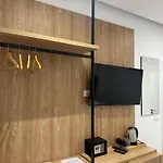 Ar Center * טיראנה