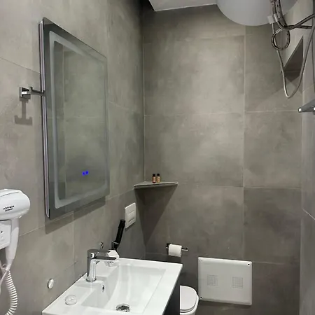 公寓 Ar Center 地拉那